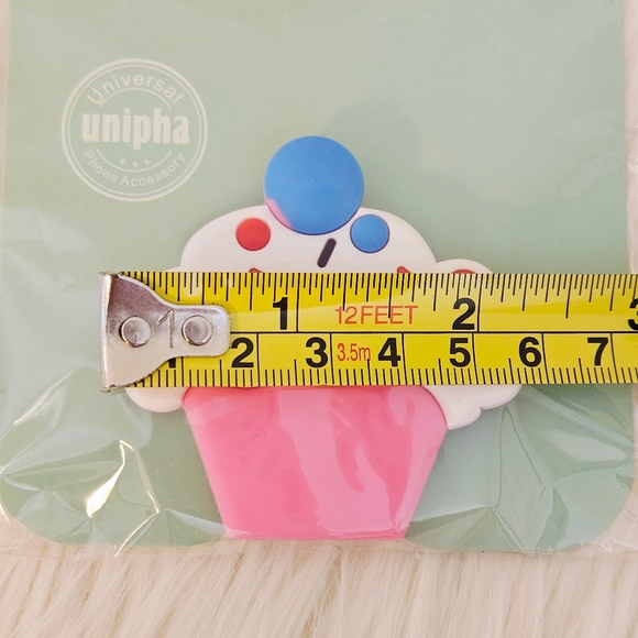Cupcake Cell Phone Accessory Grip Holder - Picture 9 of 9